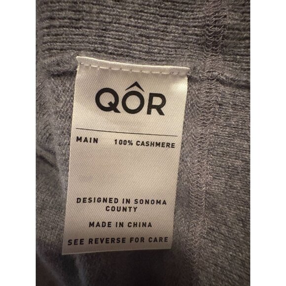 QÔR 100% Cashmere Zip-Up Hoodie – Light Gray - Picture 5 of 7
